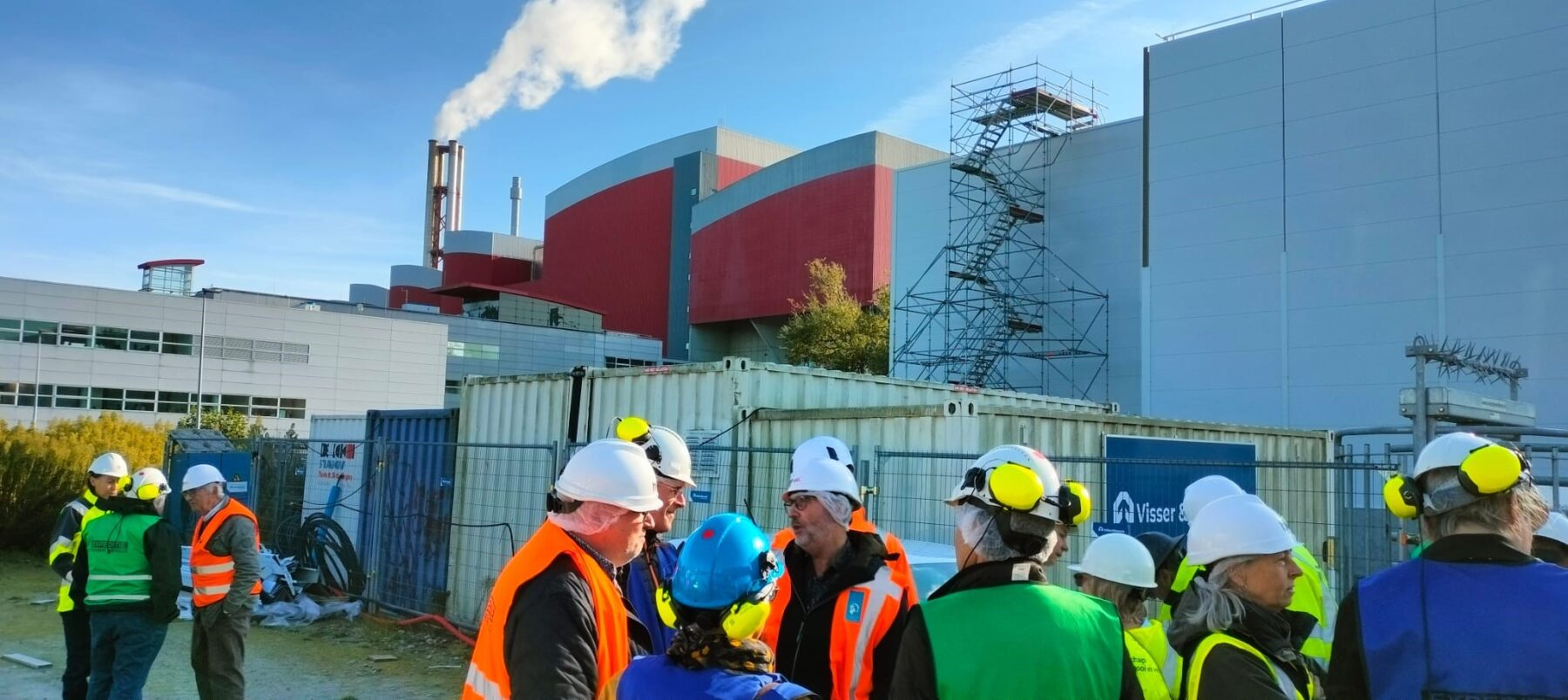 Fractie WNN bezoekt duurzaam slibverwerkingsdepot in aanbouw bij HVC Alkmaar